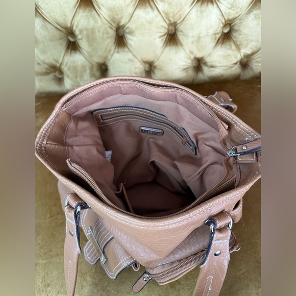 Gorgeous Light Brown/Tan Rosetti Leather Shoulder Bag/Purse with LOTS of storage - Picture 5 of 7